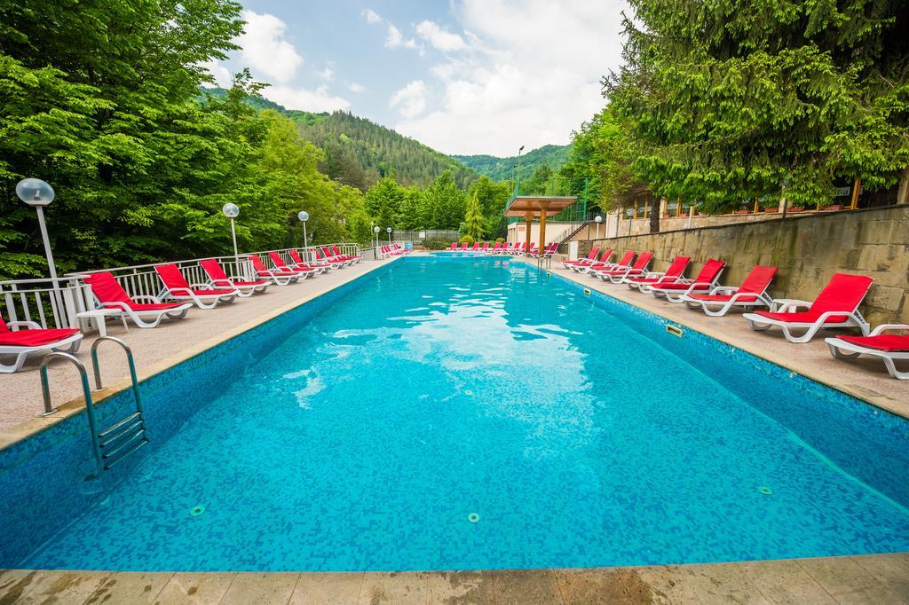 Diva Hotel & Thermal Pool Chiflik Extérieur photo
